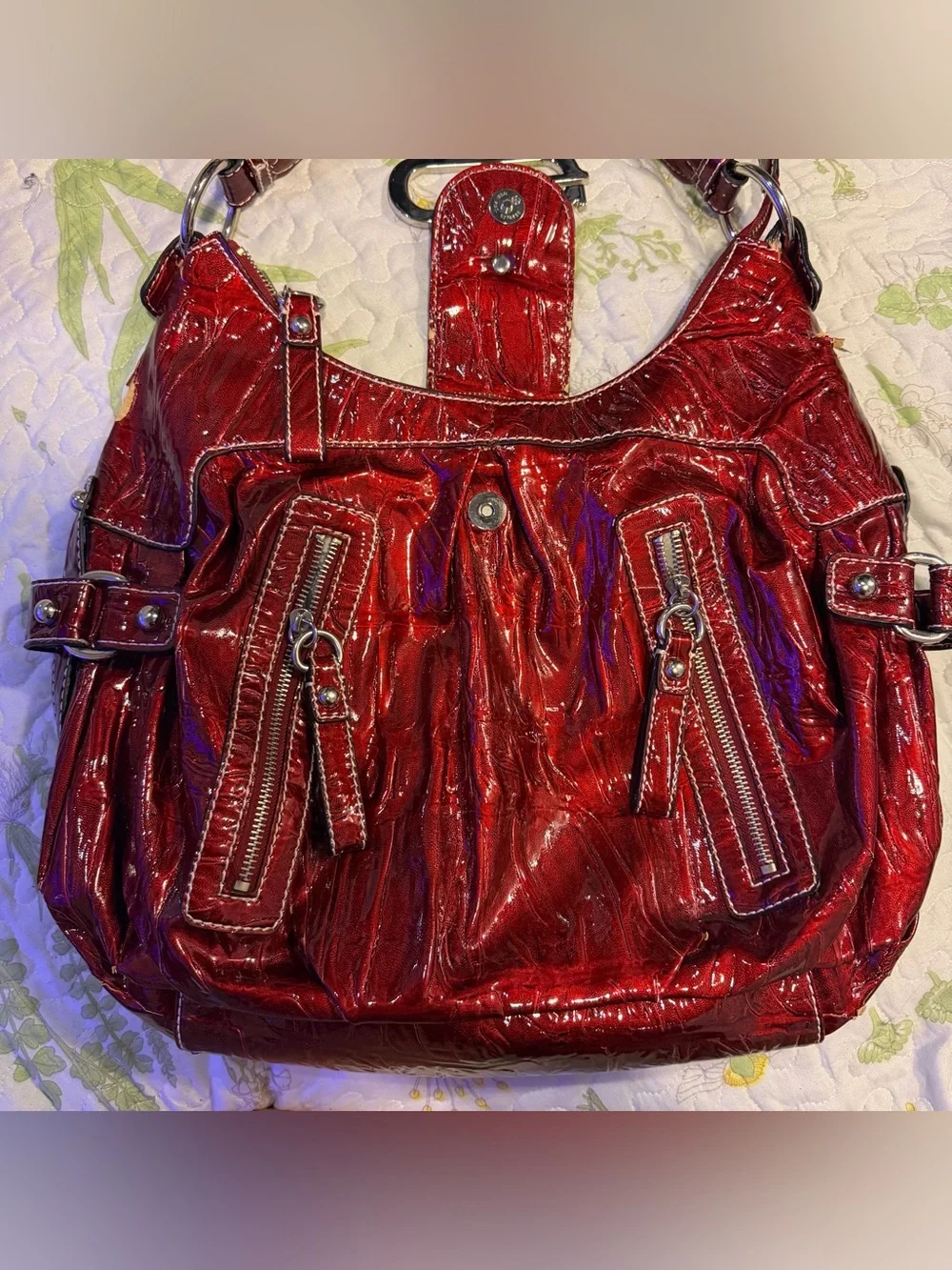 Vintage Y2K Red Synthetic Alligator Leather Guess Large Purse Silver Accents